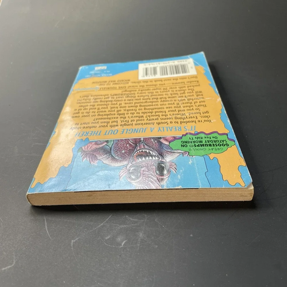 Give Yourself Goosebumps RL Stine #11 Deep In the Jungle of Doom Holographic 90s
